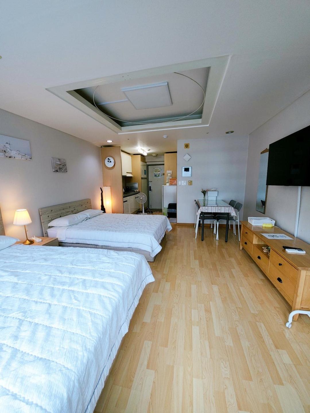 Hongdae Residence-2 1Min From Hongik Uni Station Exit #1 Seul Exterior foto